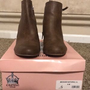 Crown Vintage Booties